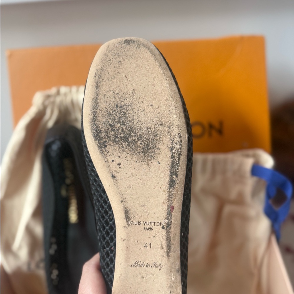 Louis Vuitton Black Mesh Flats - Picture 12 of 12
